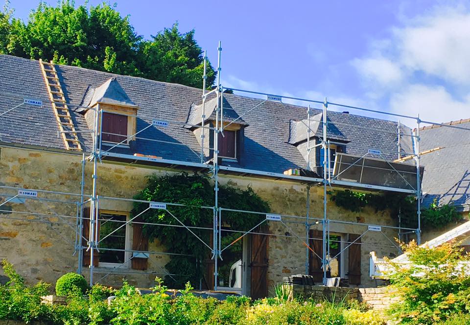 Rénovation toiture corps de ferme ardoise